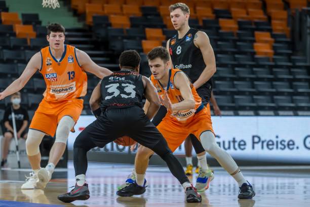 职业生涯初 职业生涯初